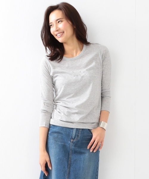 BEAMS LIGHTS Women's（ビームスライツ ウィメンズ）の「BEAMS LIGHTS / ベーシック　ロングスリーブシャツ（Tシャツ/カットソー・レディース・オフホワイト/グレー/ブラック・ONE SIZE）」の5枚目の写真