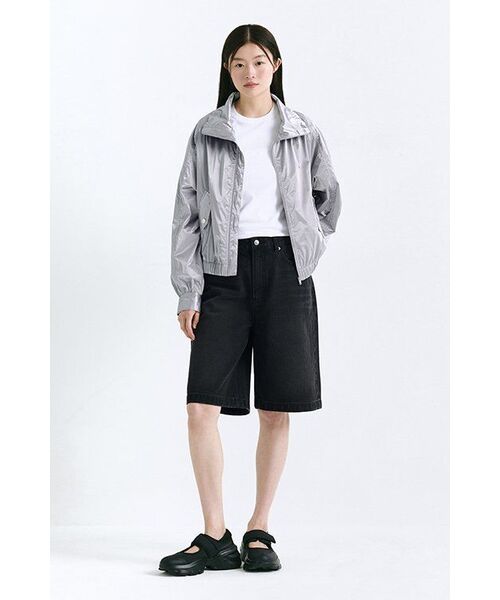 MUSINSA STANDARD WOMAN（ムシンサスタンダードウーマン）の「ウィメンズシャイニーウィンドブレーカージャケット[シルバー]（ナイロンジャケット・レディース・その他・L/M/S）」の14枚目の写真
