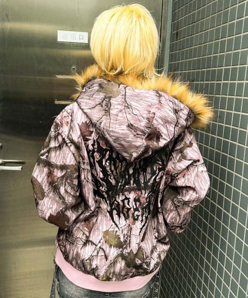 A'gem（エージェム）の「A'GEM/9 × .kom 『A'GEM/エージェム』 迷彩ファー付ジップパーカー（パーカー・レディース・カーキ/ピンク・FREE）」の8枚目の写真