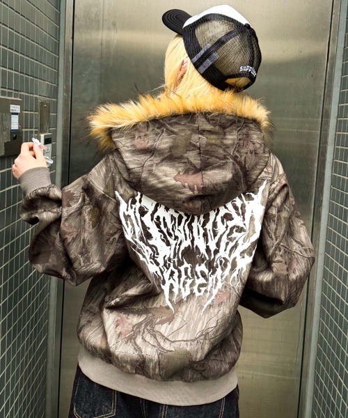 A'GEM/9 × .kom 『A'GEM/エージェム』 迷彩ファー付ジップパーカー A