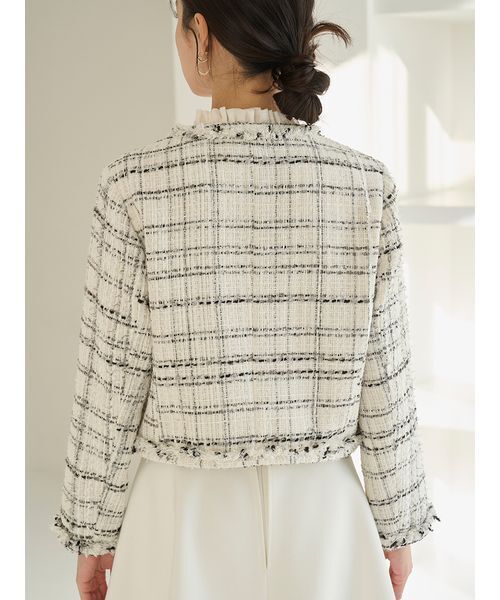 SNIDEL（スナイデル）の「デタッチャブルフリルカラーツイードジャケット（ノーカラージャケット・レディース・ホワイト・1/0）」の5枚目の写真
