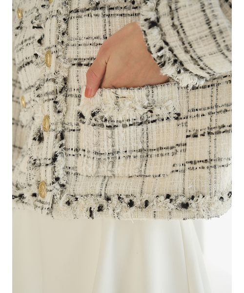 SNIDEL（スナイデル）の「デタッチャブルフリルカラーツイードジャケット（ノーカラージャケット・レディース・ホワイト・1/0）」の9枚目の写真