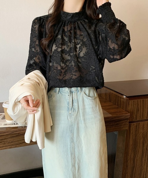 SEU(エスイーユー)の「ジャガードフラワーバルーンスリーブブラウス 長袖 秋服 オフィスカジュアル きれいめカジュアル レディース韓国(シャツ/ブラウス・レディース・ベージュ/ピンク/ブラック/ブルー/グレー・フリー)」の13枚目の写真