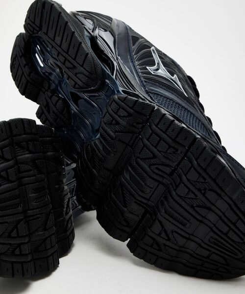 MIZUNO(ミズノ )の「MIZUNO / ミズノ WAVE PROPHECY LS / D1GA333707(スニーカー・メンズ・ブラック・26.5cm/26cm/28cm/27.5cm/27cm)」の8枚目の写真