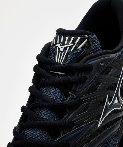 MIZUNO(ミズノ )の「MIZUNO / ミズノ WAVE PROPHECY LS / D1GA333707(スニーカー・メンズ・ブラック・26.5cm/26cm/28cm/27.5cm/27cm)」の10枚目の写真