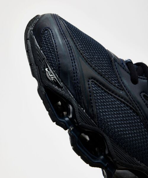 MIZUNO(ミズノ )の「MIZUNO / ミズノ WAVE PROPHECY LS / D1GA333707(スニーカー・メンズ・ブラック・26.5cm/26cm/28cm/27.5cm/27cm)」の4枚目の写真