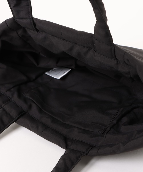RUSTY（ラスティ）の「【RUSTY/ラスティー】中綿キルティングトートBAG/ランチバッグ・ミニバッグ（トートバッグ・レディース・ブラック/オレンジ/グリーン・FREE）」の6枚目の写真