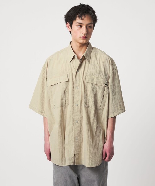 CITEN（シテン）の「＜CITEN＞ユーティリティーハーフスリーブシャツ（シャツ/ブラウス・メンズ・ダークグレー/ベージュ・L/M）」の2枚目の写真