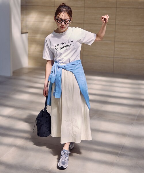 ANY(エニィ)の「アソートロゴラウンドヘムTシャツ(Tシャツ/カットソー・レディース・ホワイト系/ホワイト系1/ホワイト系2/グレー系/グレー系3・X-LARGE)」の10枚目の写真