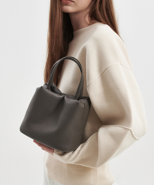 I BAG YOUR PARDON（アイバック ユア パードン）の「clover puffy BAG (4 colors)（トートバッグ・レディース・ブラウン系その他/ダークグレー/Beige/ブラック・FREE）」の5枚目の写真