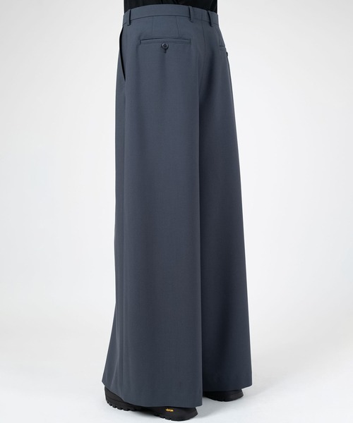 LAD MUSICIAN（ラッドミュージシャン）の「WOOL GABARDINE FRONT VENTS PANTS（スラックス・メンズ・ブラック・46/44/42）」の8枚目の写真