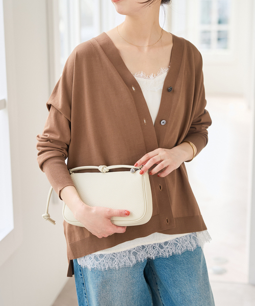 Spick & Span（スピックアンドスパン）の「サテンレースキャミソール（キャミソール・レディース・ブラウン/ネイビー/ホワイト・FREE）」の8枚目の写真