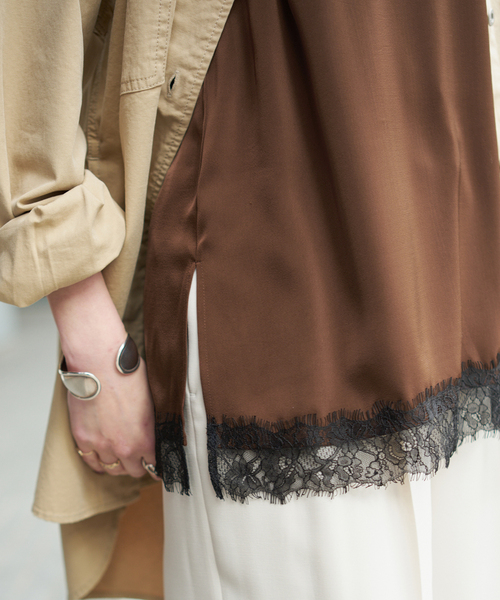 Spick & Span（スピックアンドスパン）の「サテンレースキャミソール（キャミソール・レディース・ブラウン/ネイビー/ホワイト・FREE）」の16枚目の写真