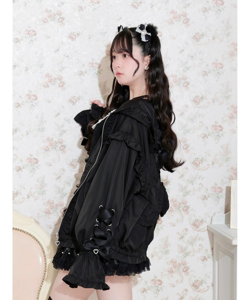 NOEMIE(ノエミー)の「うさ耳リボンフレアスリーブスピンドルブルゾン(ブルゾン・レディース・ブラック/ピンク・M)」の8枚目の写真