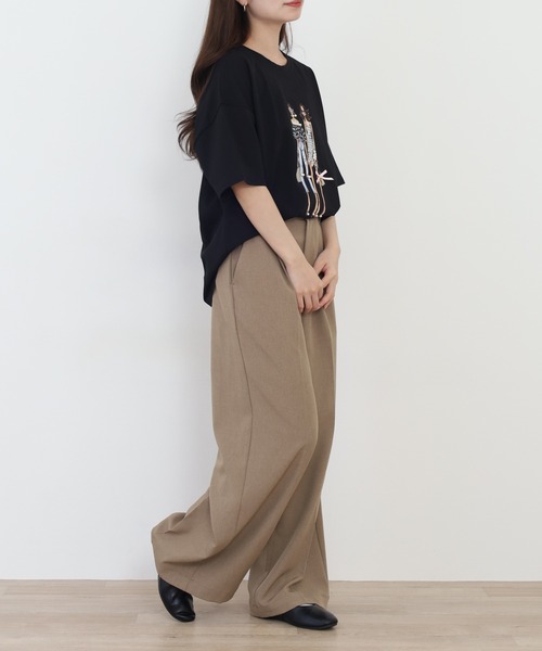 Anna Nicola(アンナニコラ)の「Anna Nicola ガールプリント半袖Tシャツ(Tシャツ/カットソー・レディース・ブラック/オフホワイト/ライム・38)」の15枚目の写真