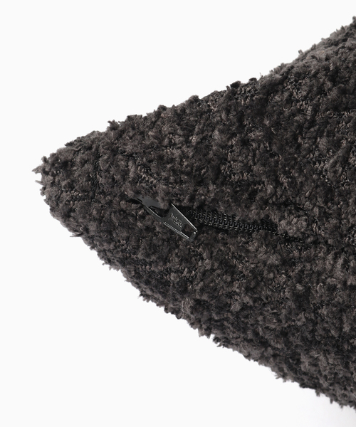 journal standard Furniture （ジャーナルスタンダードファニチャー）の「CUSHION COVER BOUCLE　クッションカバー45cm（クッション/クッションカバー・レディース・ブラック・FREE）」の7枚目の写真