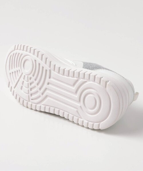 algy（アルジー）の「軽量厚底スニーカー（スニーカー・キッズ・シルバー/ブラック/オフホワイト・24/23/22/21/20）」の11枚目の写真