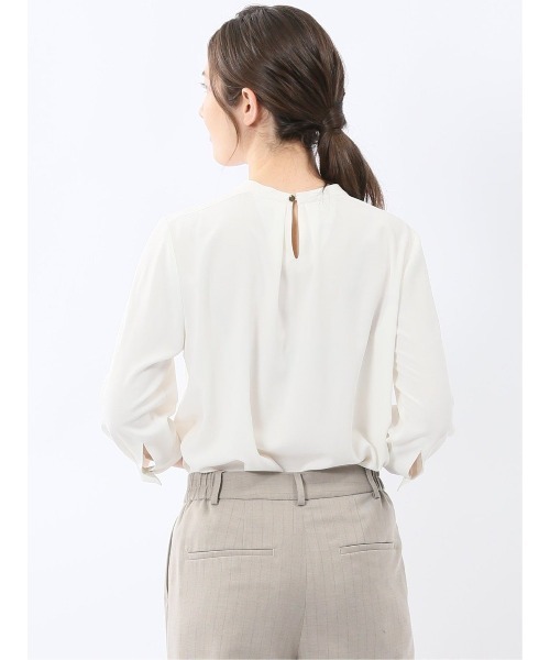 m.f.editorial(エムエフエディトリアル)の「【ストレッチ イージーケア】m.f.エディトリアル レディース ラッフル フリル 7分袖 プルオーバー ブラウス(シャツ/ブラウス・レディース・ネイビー/アイボリー/サックスブルー・MEDIUM/LARGE)」の6枚目の写真