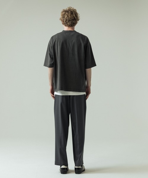 SLICK（スリック）の「【SLICK/スリック】Pigment Dye Henley Neck T-Shirt/ピグメントダイ ヘンリーネックTシャツ（Tシャツ/カットソー・メンズ・パープル/ライトグレー/ブラック・2/1/3）」の16枚目の写真