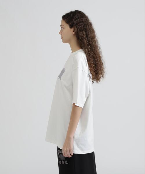 AVIREX(アヴィレックス)の「《WEB&DEPOT限定》VARSITY SS T-SHIRT(Tシャツ/カットソー・レディース・ブラック/レッド系その他4/ホワイト/ピンク・F)」の16枚目の写真