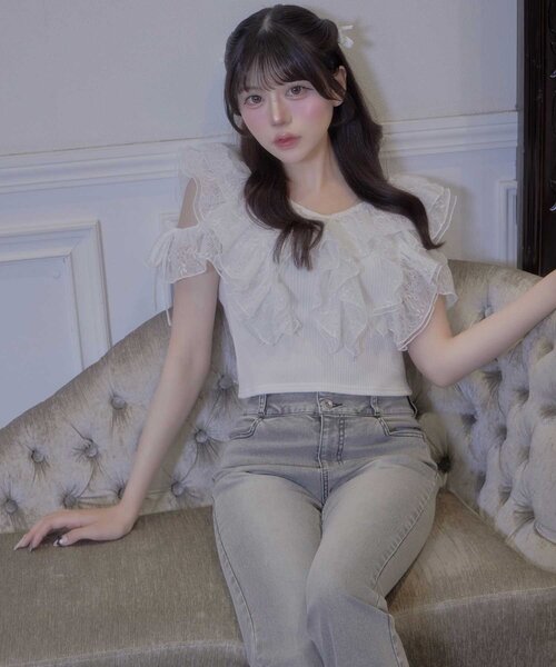 OLIVE des OLIVE(オリーブデオリーブ)の「【Belle Charme】Elegant Frill Lace Tops(Tシャツ/カットソー・レディース・トップグレー/ブラック/オフホワイト・FREE)」の4枚目の写真