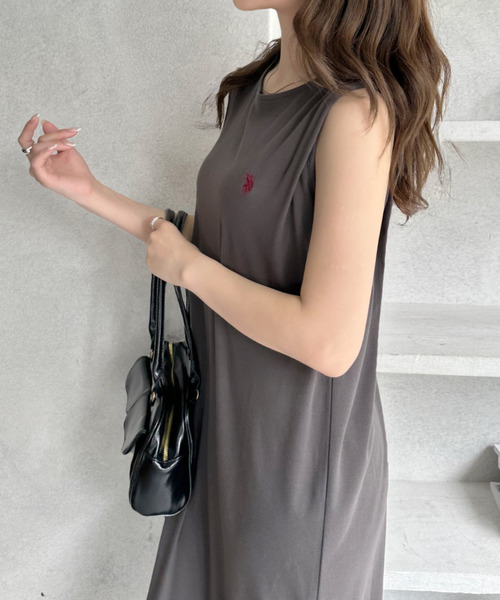 U.S. POLO ASSN.(ユーエスポロアッスン)の「【Ada.別注 U.S. POLO ASSN.】 Iライン ノースリーブ ワンピース ◎(ワンピース・レディース・ブラック/チャコール/ブラウン・M/L)」の13枚目の写真