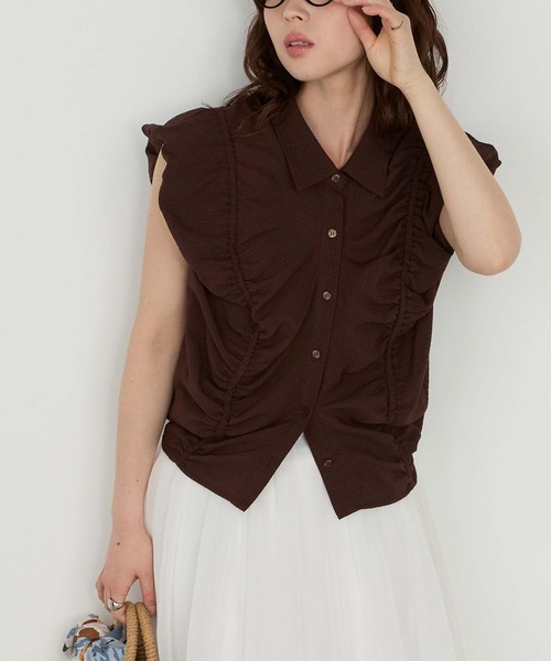 Cherir Mignon（シェリルミニョン）の「【Cherir Mignon】シアサッカーシャーリングパフショルダーブラウス（シャツ/ブラウス・レディース・ブラウン/アイボリー・FREE）」の11枚目の写真