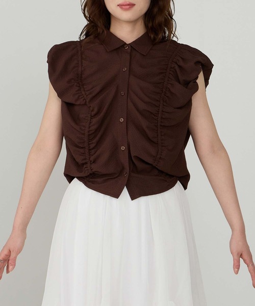 Cherir Mignon（シェリルミニョン）の「【Cherir Mignon】シアサッカーシャーリングパフショルダーブラウス（シャツ/ブラウス・レディース・ブラウン/アイボリー・FREE）」の21枚目の写真