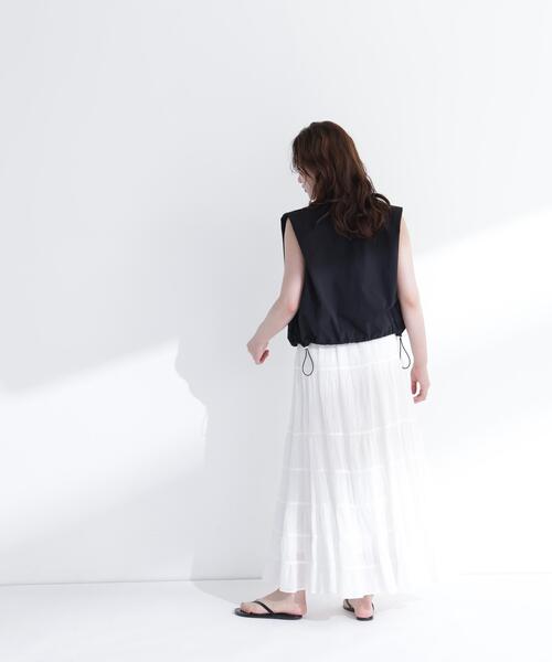 NATURAL BEAUTY BASIC（ナチュラルビューティーベーシック）の「ステンカラードロストジレ（ベスト・レディース・ベージュ/ブラック・ﾌﾘ-）」の4枚目の写真