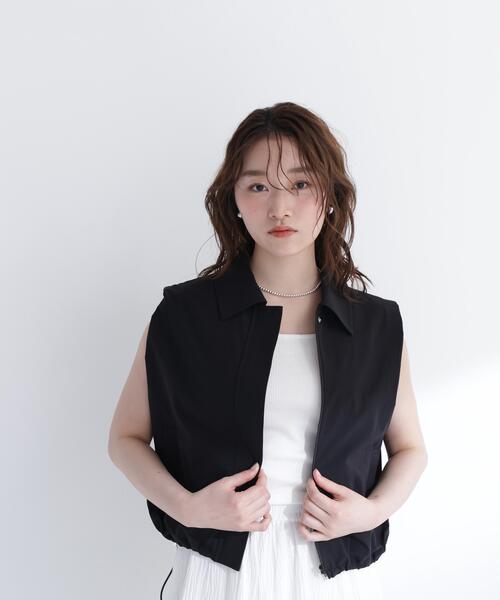 NATURAL BEAUTY BASIC（ナチュラルビューティーベーシック）の「ステンカラードロストジレ（ベスト・レディース・ベージュ/ブラック・ﾌﾘ-）」の9枚目の写真