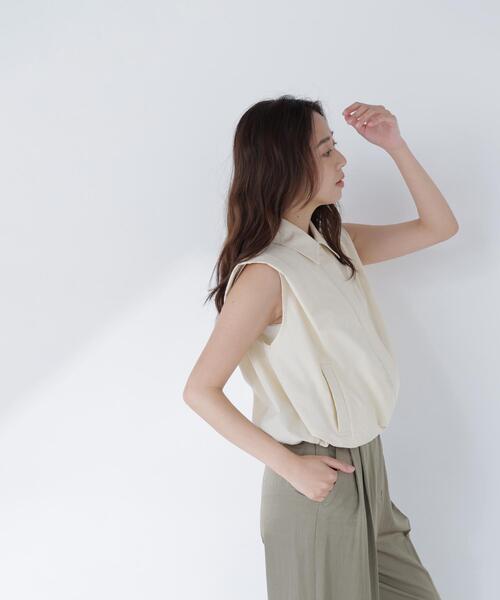 NATURAL BEAUTY BASIC（ナチュラルビューティーベーシック）の「ステンカラードロストジレ（ベスト・レディース・ベージュ/ブラック・ﾌﾘ-）」の13枚目の写真