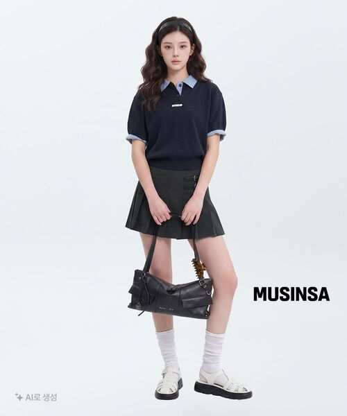 MUSINSA STANDARD WOMAN（ムシンサスタンダードウーマン）の「ウィメンズ ローライズバックルプリーツミニスカート[グレー]（スカート・レディース・その他・SMALL/MEDIUM/LARGE/X-SMALL）」の4枚目の写真