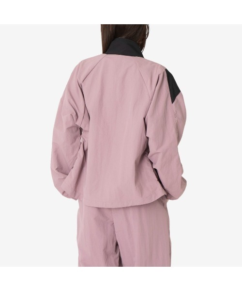 Reebok（リーボック）の「アイコン オープンヘム トラックトップ / WOMEN'S ICON OPEN HEM TRACKTOP（その他アウター・レディース・ブルー/ブラック/ピンク・LARGE/X-SMALL/SMALL/MEDIUM）」の5枚目の写真