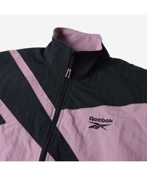 Reebok（リーボック）の「アイコン オープンヘム トラックトップ / WOMEN'S ICON OPEN HEM TRACKTOP（その他アウター・レディース・ブルー/ブラック/ピンク・LARGE/X-SMALL/SMALL/MEDIUM）」の7枚目の写真