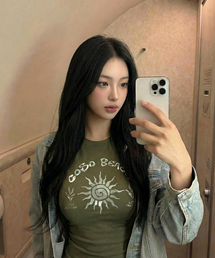 CCカラーアートワーククロップTシャツ(カーキ)
