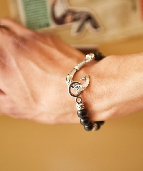 Kahiko(カヒコ)の「【kahiko】フィッシュフックMEN'Sブレスレット(ブレスレット・メンズ・ターコイズブルー/ブラック/ホワイト×ブルー/ブラウン・FREE)」の9枚目の写真