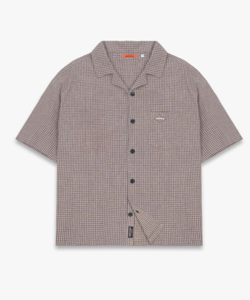 GEECOON（ジークーン）の「ヴィンテージワッペンチェック半袖シャツ GEE265-103 ブラウン（シャツ/ブラウス・メンズ・ブラウン・LARGE/X-LARGE）」の2枚目の写真