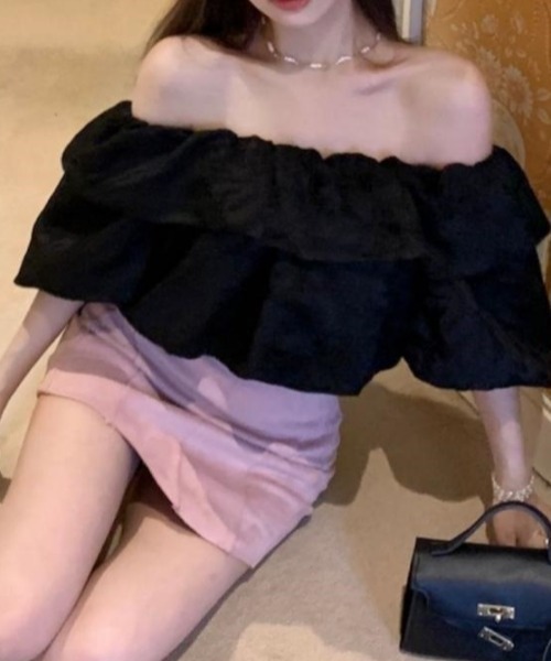 deux amour（ドゥーザムール）の「花柄ジャガードオフショルフリルトップス（その他トップス・レディース・ブラック/アイボリー・FREE）」の9枚目の写真