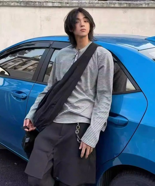 NOWLE(ノウル)の「【NOWLE】5ボタン ヘンリーネック ボーダー ヘンリーネック 長袖 Tシャツ / ルーズシルエット(Tシャツ/カットソー・メンズ・グレー/ブラック/ホワイト・X-LARGE/LARGE/MEDIUM/SMALL)」の17枚目の写真