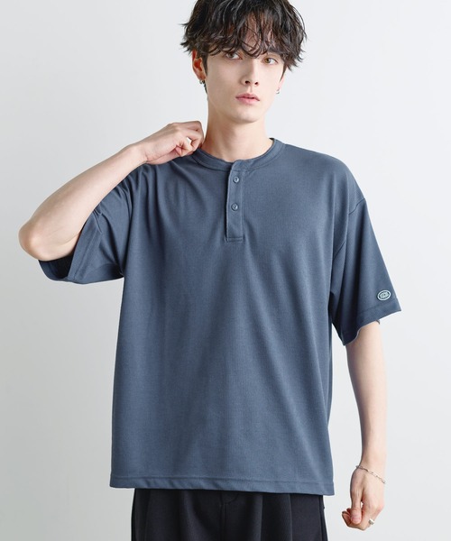 DISCUS(ディスカス)の「【吸水速乾/接触冷感/イージケア】COOLMAX/DISCUSワッフルヘンリーネックTシャツ(Tシャツ/カットソー・メンズ・ブルーグレー/ブラック/ホワイト/スミクロ・XL/M/L)」の16枚目の写真