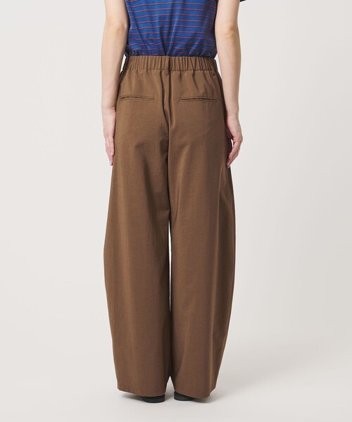 BEAUTY&YOUTH UNITED ARROWS(ビューティーアンドユースユナイテッドアローズ)の「バックゴム カーブパンツ UVカット 防シワ ウォッシャブル(その他パンツ・レディース・ブラック/ブラウン・XS/S/M)」の11枚目の写真
