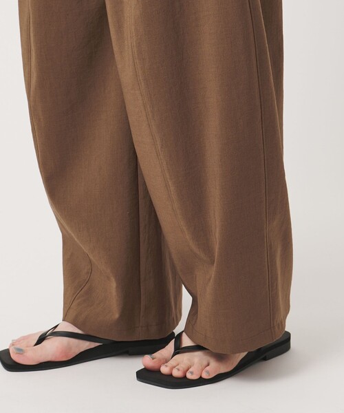 BEAUTY&YOUTH UNITED ARROWS(ビューティーアンドユースユナイテッドアローズ)の「バックゴム カーブパンツ UVカット 防シワ ウォッシャブル(その他パンツ・レディース・ブラック/ブラウン・XS/S/M)」の14枚目の写真