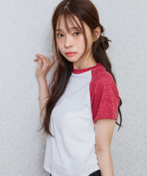 KIJIKO（キジコ）の「ke403. Back Logo Raglan Tee Red（Tシャツ/カットソー・レディース・レッド・FREE）」の4枚目の写真