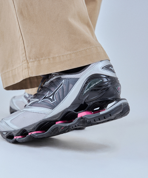 MIZUNO(ミズノ )の「【日本国内限定カラー】MIZUNO WAVE PROPHECY LS D1GA3337-08(スニーカー・メンズ・シルバー・23.5cm/24.5cm/26.5cm/25cm/24cm)」の20枚目の写真