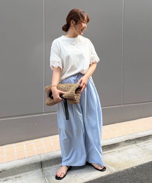 le.coeur blanc(ルクールブラン)の「《WEB限定アイテム》ワイドギャザーパンツ(その他パンツ・レディース・グレー系その他/ブラック/サックスブルー/イエロー・38)」の12枚目の写真