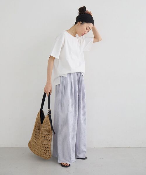 le.coeur blanc(ルクールブラン)の「《WEB限定》ワイドギャザーパンツ(その他パンツ・レディース・グレー系その他/ブラック/サックスブルー/イエロー/オフホワイト・38)」の17枚目の写真