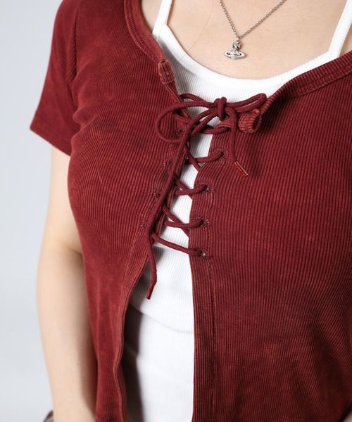 HOOK(フック)の「HOOK for girls キャミソールレイヤード風クロップド編み上げ半袖トップス (SS)(Tシャツ/カットソー・レディース・ダークグレー/ワイン・FREE)」の3枚目の写真