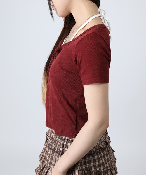 HOOK(フック)の「HOOK for girls キャミソールレイヤード風クロップド編み上げ半袖トップス (SS)(Tシャツ/カットソー・レディース・ダークグレー/ワイン・FREE)」の4枚目の写真