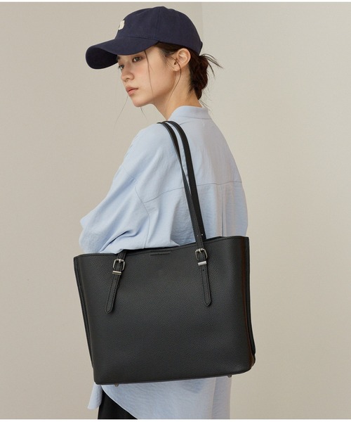 GUSCIO(グッシオ)の「【グッシオベーシック】ビジネストートバッグ 通勤通学(ビジネスバッグ・レディース・ダークブラウン/ブラック/ネイビー/グレイッシュベージュ・FREE)」の16枚目の写真