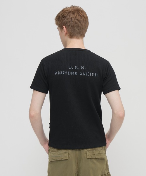AVIREX(アヴィレックス)の「MINI WAFFLE C-NECK T-SHIRT "U.S.N." / ミニワッフル クルーネック 半袖 Tシャツ / AVIREX / アヴィレックス(Tシャツ/カットソー・メンズ・ホワイト/グリーン系カモフラージュ/ブラック・LARGE/MEDIUM/SMALL/X-LARGE)」の14枚目の写真